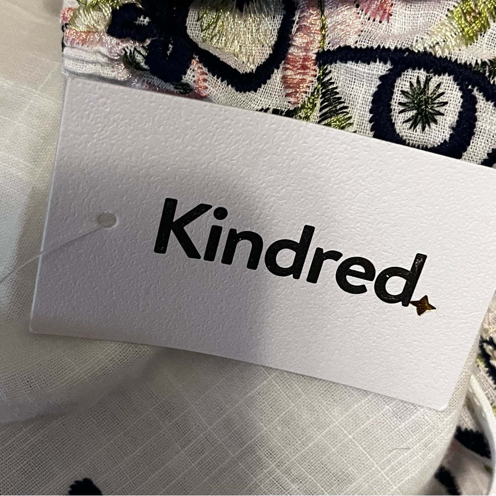 Kindred Top - Picture 6 of 9